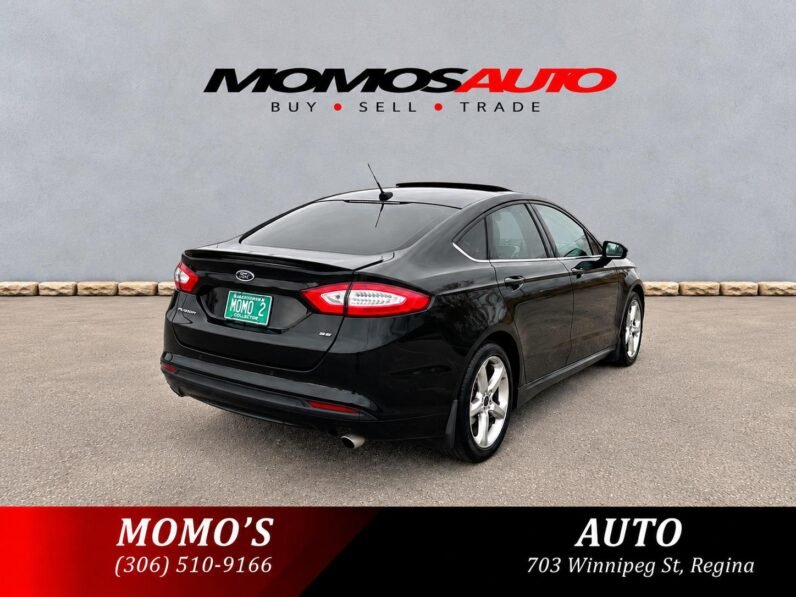 
								2015 Ford Fusion SE AWD Sedan full									