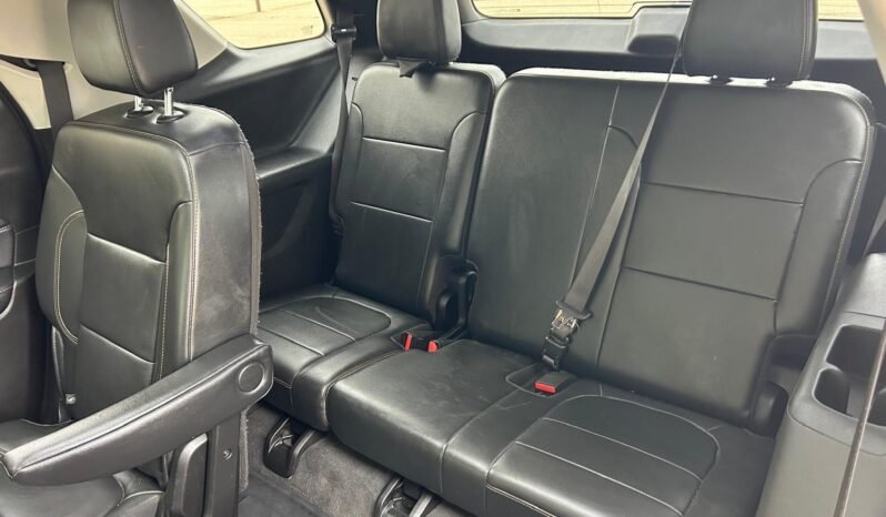 
								2019 Chevrolet Traverse LT AWD SUV full									