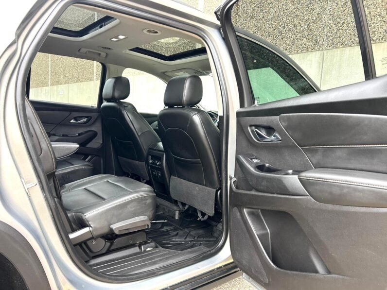 
								2019 Chevrolet Traverse LT AWD SUV full									