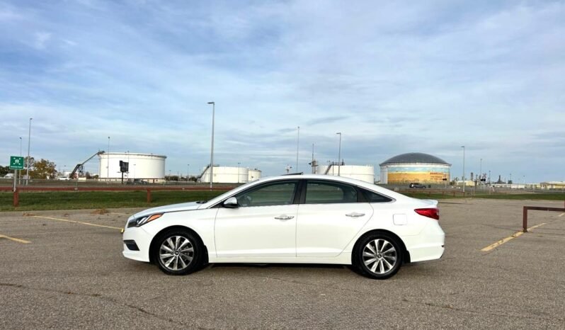 
								2016 Hyundai Sonata Sedan full									