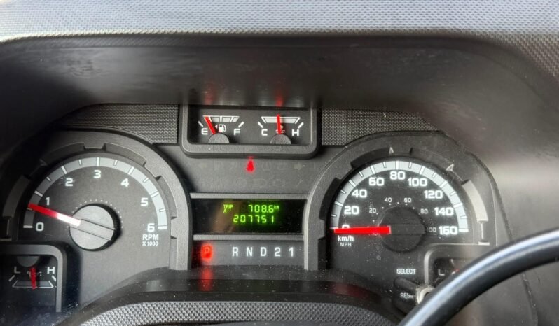 
								2013 Ford Econoline 250 Cargo Van full									