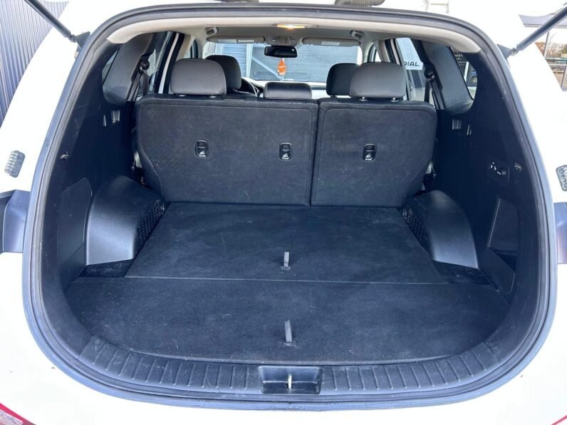 
								2019 Hyundai Santa Fe Preferred AWD SUV full									