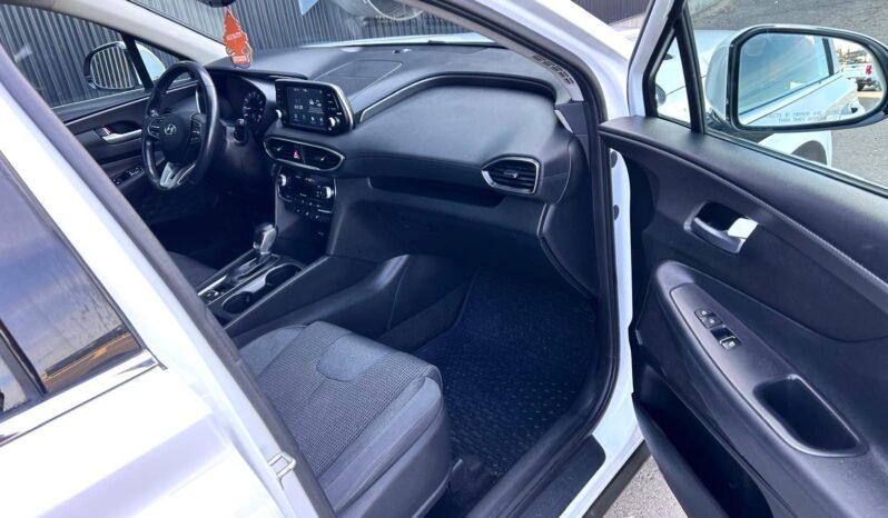 
								2019 Hyundai Santa Fe Preferred AWD SUV full									