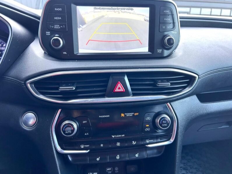 
								2019 Hyundai Santa Fe Preferred AWD SUV full									