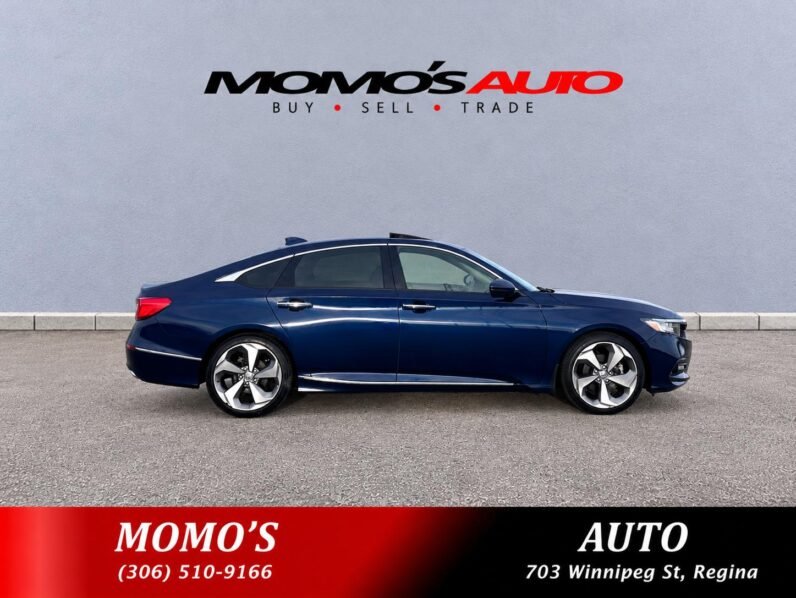 
								2018 Honda Accord Touring Sedan full									