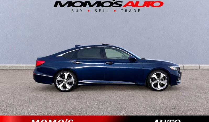 
								2018 Honda Accord Touring Sedan full									