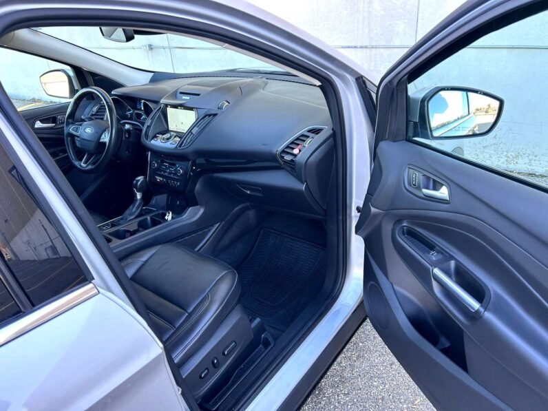 
								2017 Ford Escape Titanium AWD SUV full									