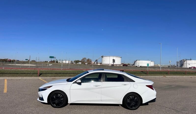 
								2022 Hyundai Elantra Hybrid Limited Sedan full									
