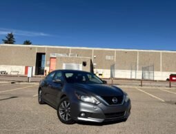 2017 Nissan Altima SL Sedan.