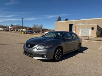 2017 Nissan Altima SL Sedan.