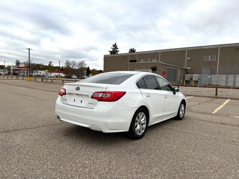 
								2015 Subaru Legacy AWD Sedan full									