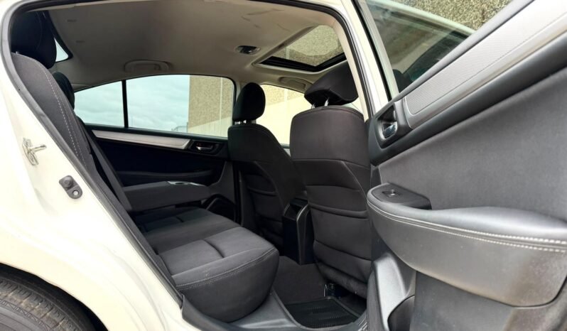 
								2015 Subaru Legacy AWD Sedan full									
